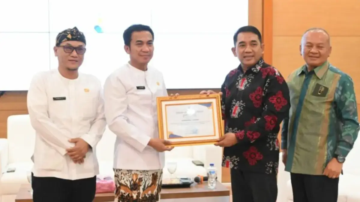 Wakil Bupari Jigus dapat apresiasi dari Kominkomdigi atas inovasi layanan Siaga Katon 112