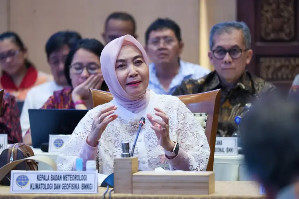 Kepala BMKG Dwikorita Karnawati memyoroti krisis air